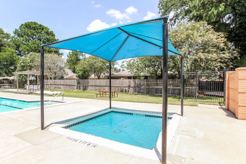 2,035/Mo, 18718 Cleeve Close Humble, TX 77346 pool View 2