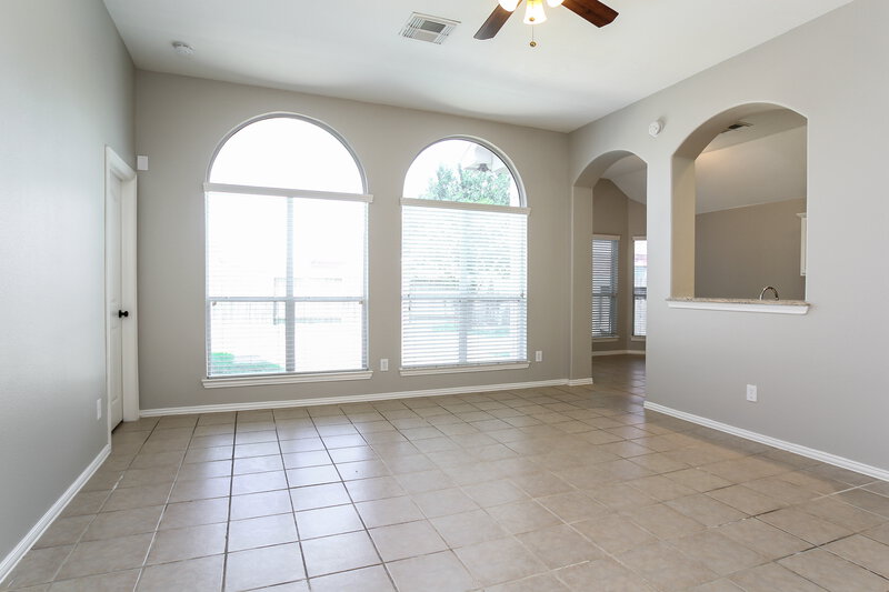 2,140/Mo, 22739 Hearthstone Hill Ln Spring, TX 77373 Living Room View 2