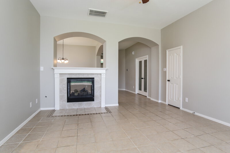 2,140/Mo, 22739 Hearthstone Hill Ln Spring, TX 77373 Living Room View 3