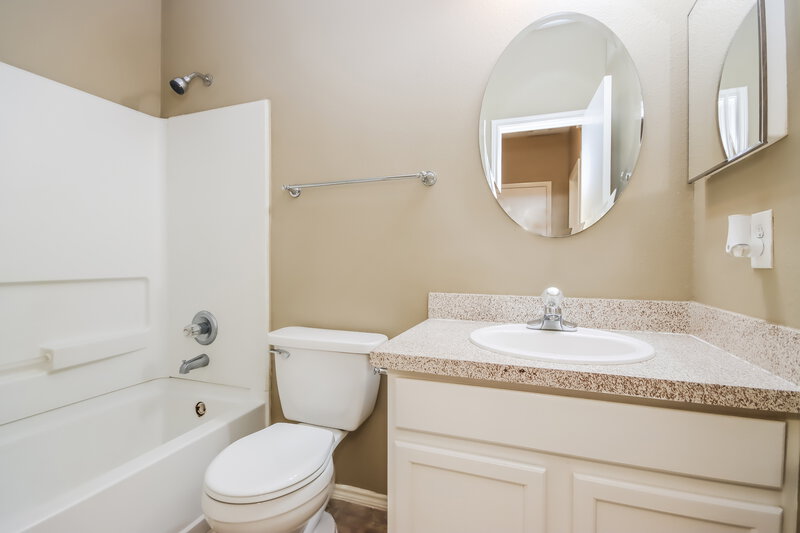 1,895/Mo, 9315 Cold River Ct Humble, TX 77396 Bathroom View