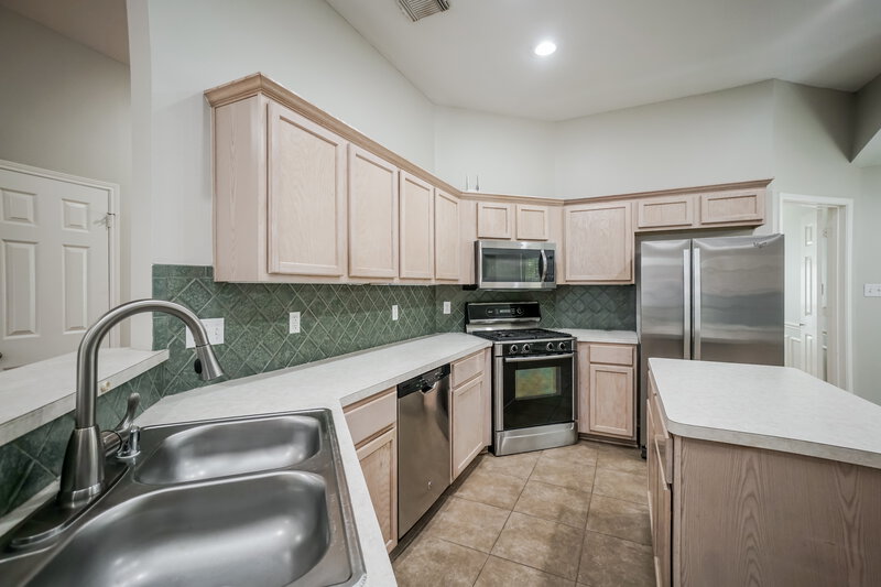 2,340/Mo, 518 Robinwood Dr Spring, TX 77386 Kitchen View