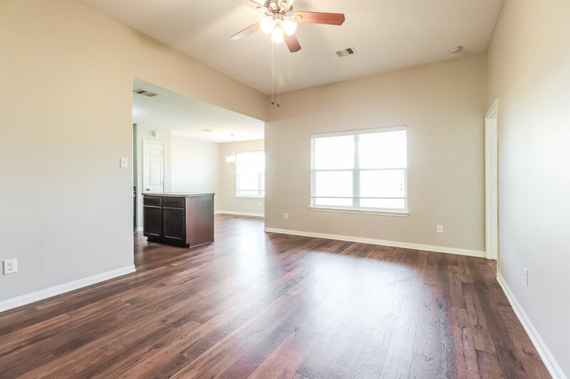 1,795/Mo, 5719 Rocky Trail Dr Kingwood, TX 77339 Living Room View 2