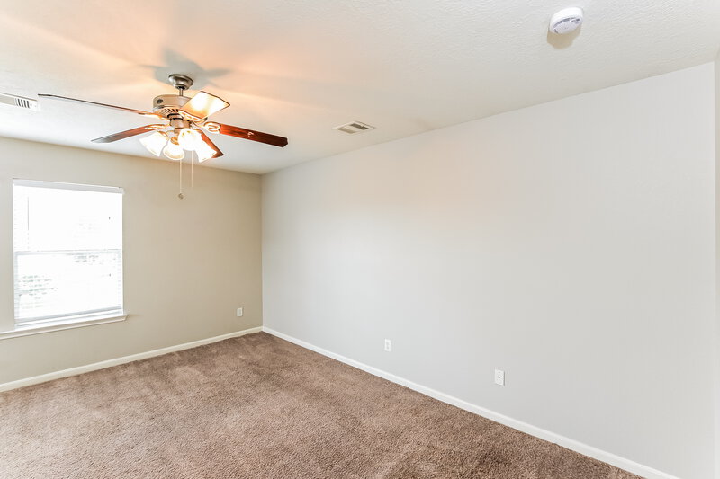 1,750/Mo, 7802 Sagemark Ridge Dr Cypress, TX 77433 Main Bedroom View 2