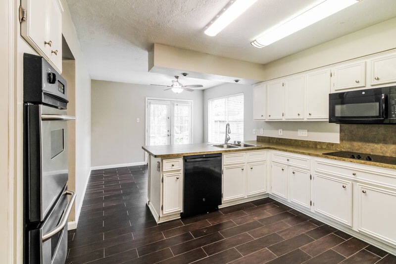 1,985/Mo, 3635 Lost Oak Dr Spring, TX 77388 Kitchen View