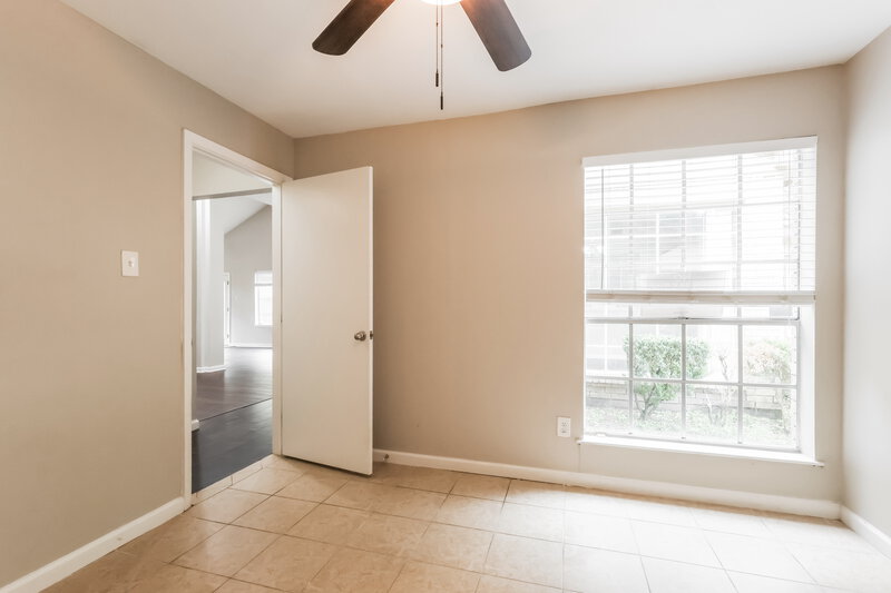 2,035/Mo, 3635 Lost Oak Dr Spring, TX 77388 Bedroom View