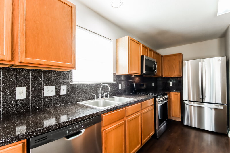 1,855/Mo, 21126 Allenham Ln Humble, TX 77338 Kitchen View 2