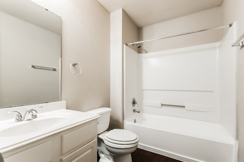 1,855/Mo, 21126 Allenham Ln Humble, TX 77338 Bathroom View