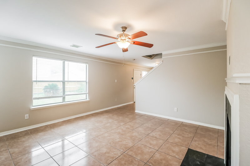 1,755/Mo, 21115 Tanner Woods Ln Humble, TX 77338 Living Room View