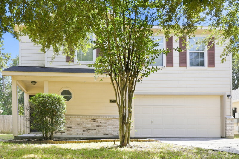 4 Bedroom House – 4722 San Antonio River Dr, Spring, TX 77386