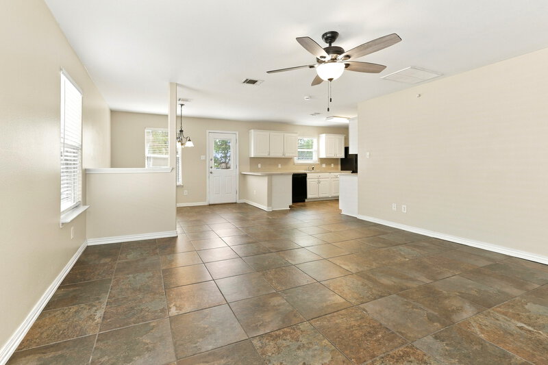 1,825/Mo, 4722 San Antonio River Dr Spring, TX 77386 Family Room View 2