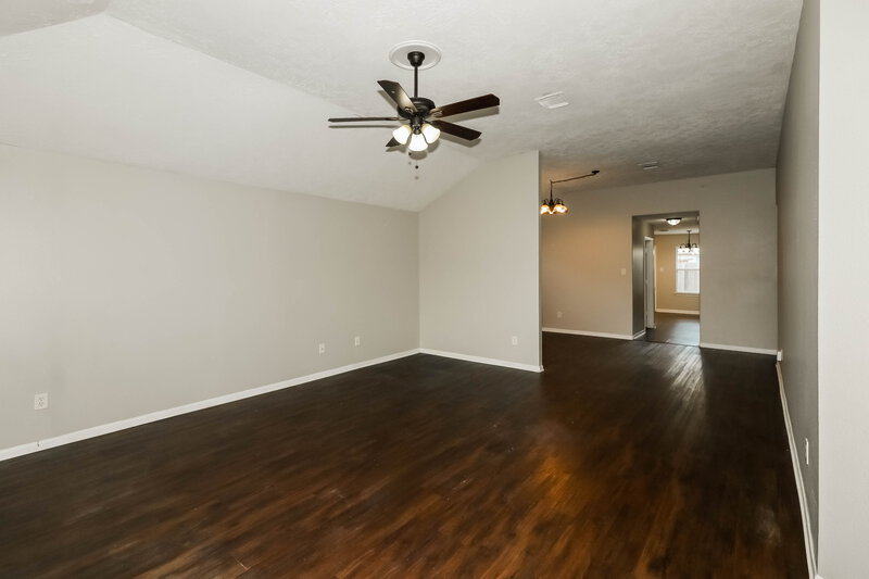 1,820/Mo, 32123 Decker Oaks Dr Pinehurst, TX 77362 Living Room View