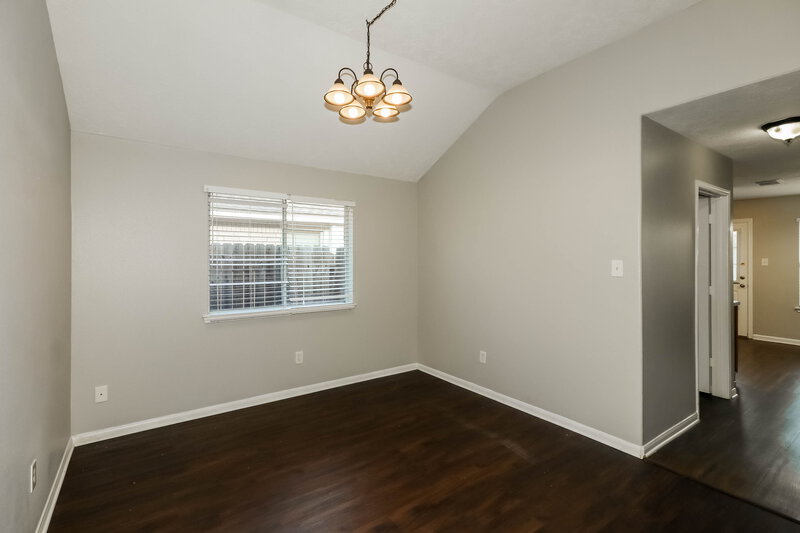 1,820/Mo, 32123 Decker Oaks Dr Pinehurst, TX 77362 Dining Room View
