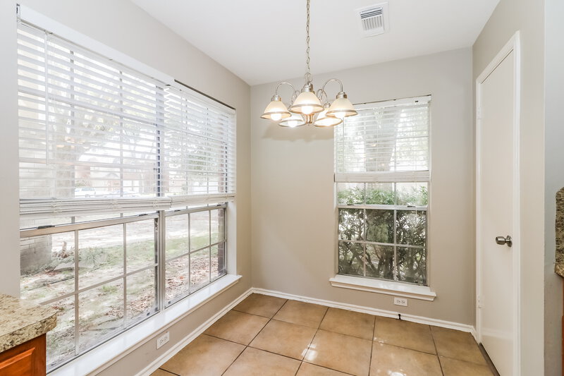 1,780/Mo, 3630 Red Fir Dr Houston, TX 77088 Breakfast Nook View