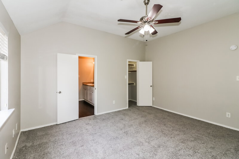 1,780/Mo, 3630 Red Fir Dr Houston, TX 77088 Main Bedroom View 2