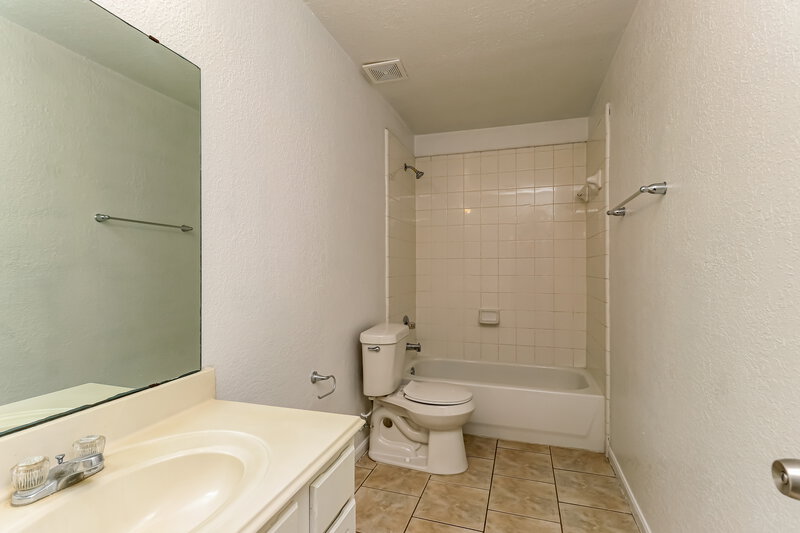 2,185/Mo, 21202 Allenham Ct Humble, TX 77338 Bathroom View