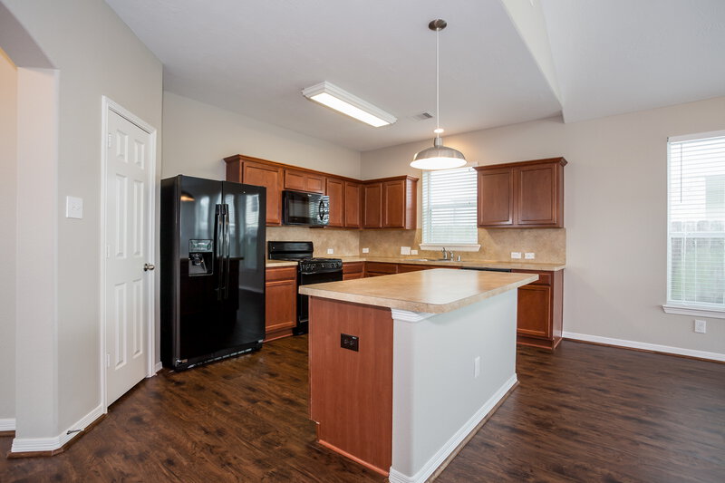 2,260/Mo, 4527 Bagley Garden Ct Katy, TX 77449 kitchen View
