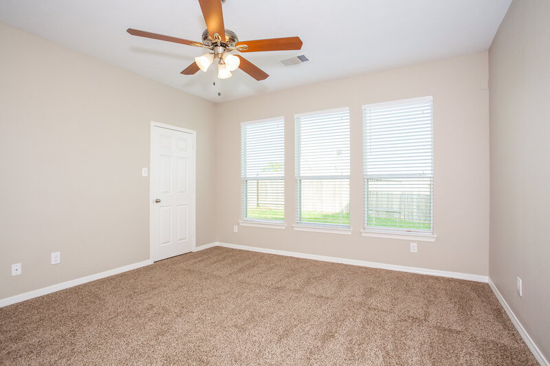 2,260/Mo, 4527 Bagley Garden Ct Katy, TX 77449 masterbedroom View 2