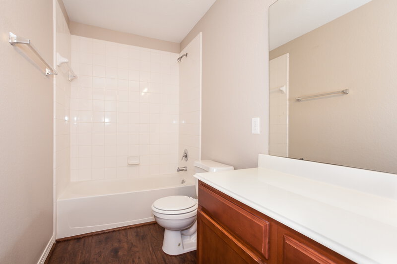 2,260/Mo, 4527 Bagley Garden Ct Katy, TX 77449 bathroom View 3