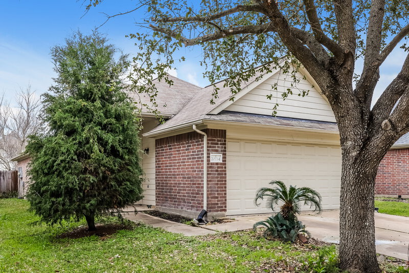1,750/Mo, 20734 Baron Bend Ln Katy, TX 77449 Front View