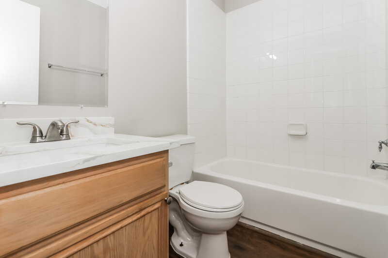 1,675/Mo, 20734 Baron Bend Ln Katy, TX 77449 Bathroom View