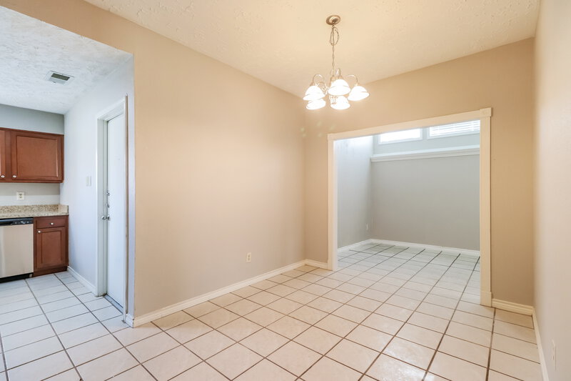 1,800/Mo, 20119 River Brook Dr Humble, TX 77346 Dining Room View