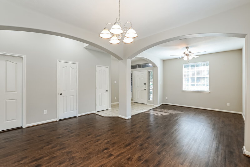 2,035/Mo, 1004 Summer Park Blvd Conroe, TX 77303 Dining Room View