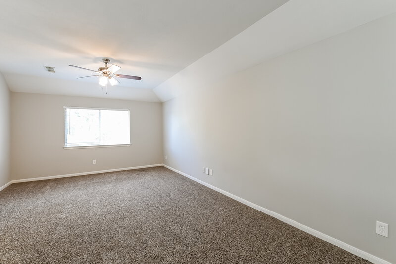 2,035/Mo, 1004 Summer Park Blvd Conroe, TX 77303 Bedroom View 3