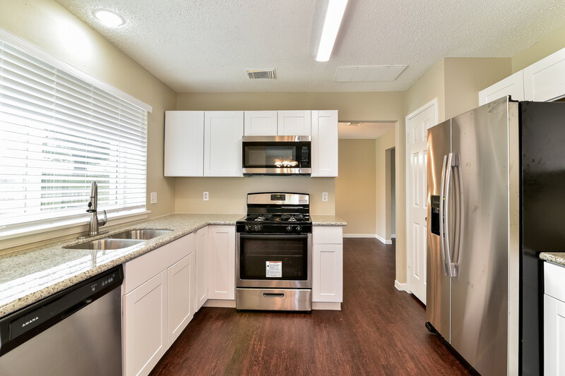 2,280/Mo, 17023 Fenny Bridge Ln Spring, TX 77379 Kitchenlarge View