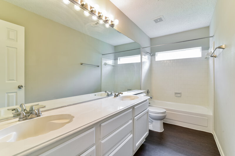 2,280/Mo, 17023 Fenny Bridge Ln Spring, TX 77379 Bathroomlarge View