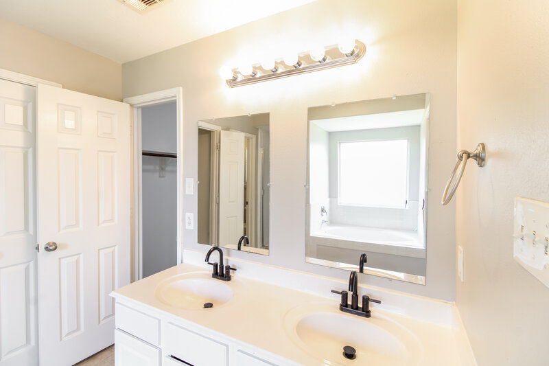 2,270/Mo, 3705 Burwood Ct Pearland, TX 77584 Misc View 8
