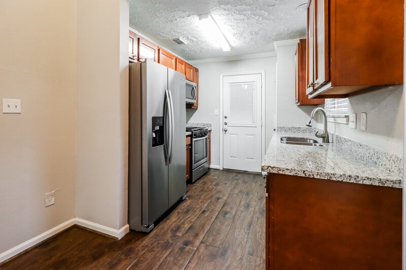 1,665/Mo, 15158 Sheffield Terrace Channelview, TX 77530 Kitchen View