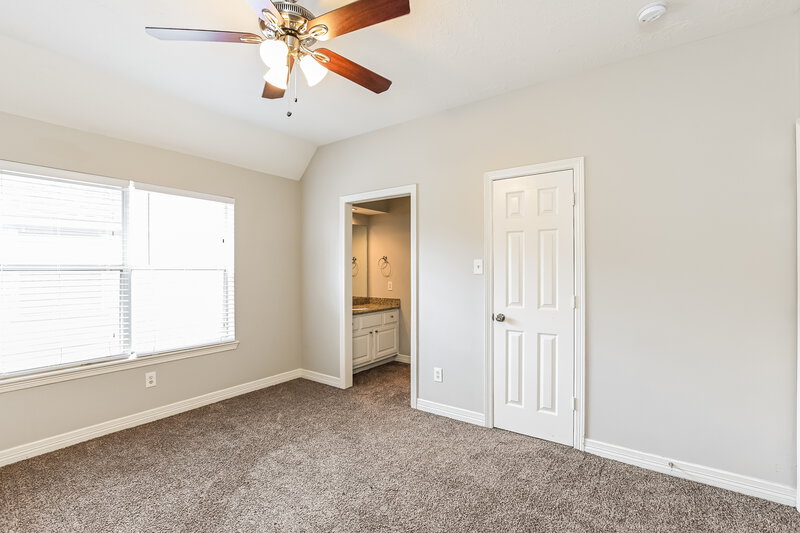 3,505/Mo, 5714 Oakmoss Trl Spring, TX 77379 Main Bedroom View 2