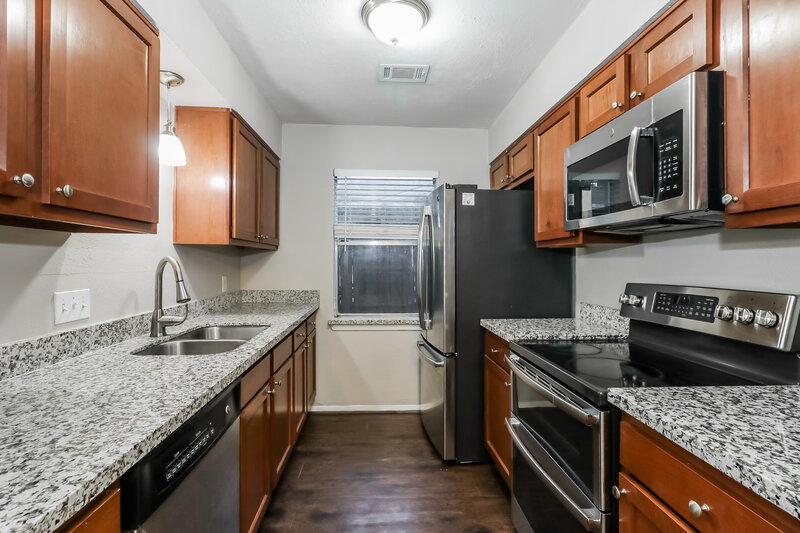 1,545/Mo, 1909 Chelsea Ct Rosenberg, TX 77471 Kitchen View
