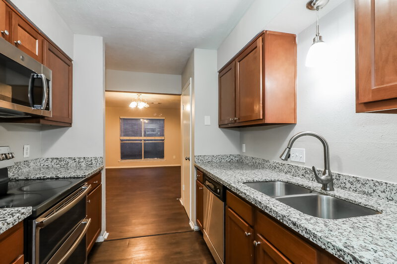 1,545/Mo, 1909 Chelsea Ct Rosenberg, TX 77471 Kitchen View 2