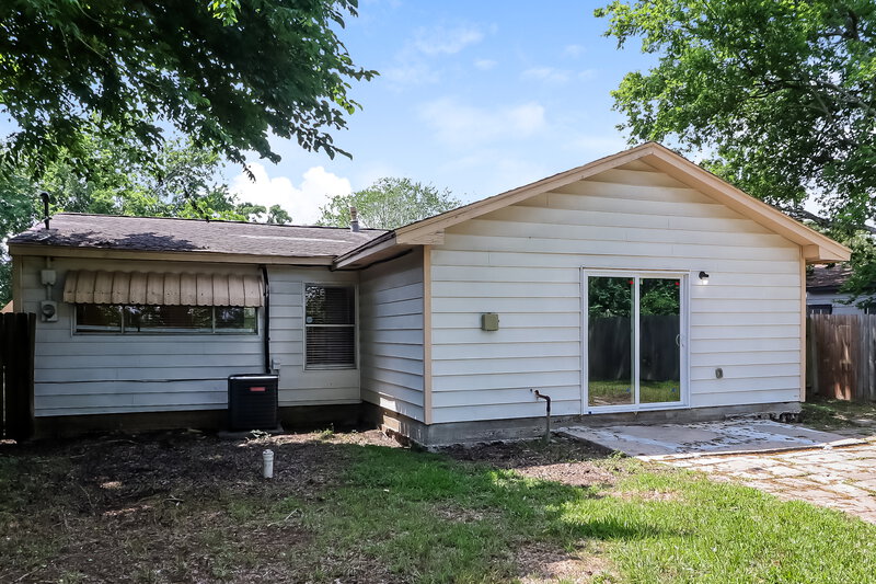 1,550/Mo, 11611 DUANE St Houston, TX 77047 Rear View