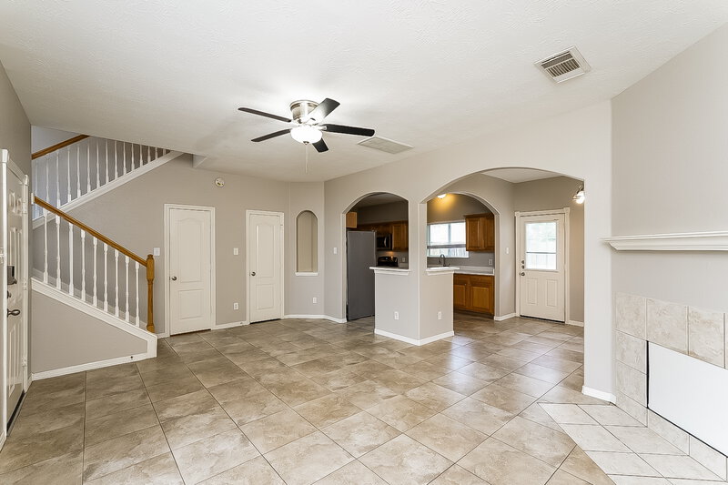 1,610/Mo, 26622 Cypresswood Drive Spring, TX 77373 Living Room View 2