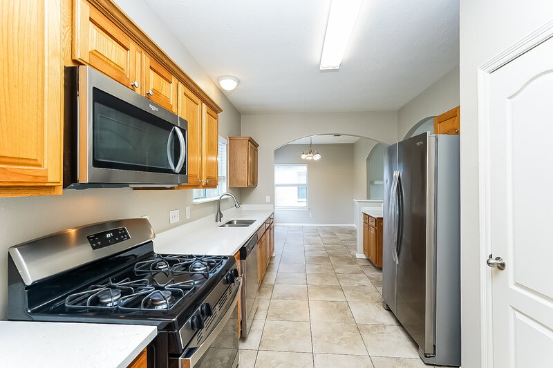 1,610/Mo, 26622 Cypresswood Drive Spring, TX 77373 Kitchen View 2