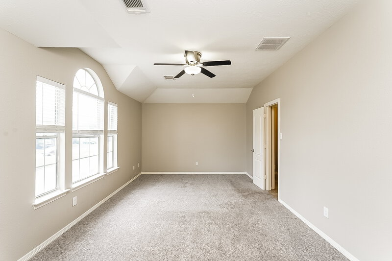 1,610/Mo, 26622 Cypresswood Drive Spring, TX 77373 Main Bedroom View