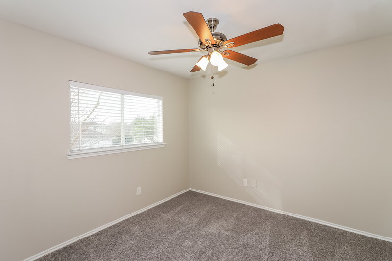 1,940/Mo, 2622 Umiak Drive Houston, TX 77045 Bedroom View 2