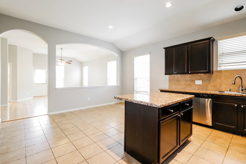 2,810/Mo, 2530 Montana Blue Drive Spring, TX 77373 Kitchen View