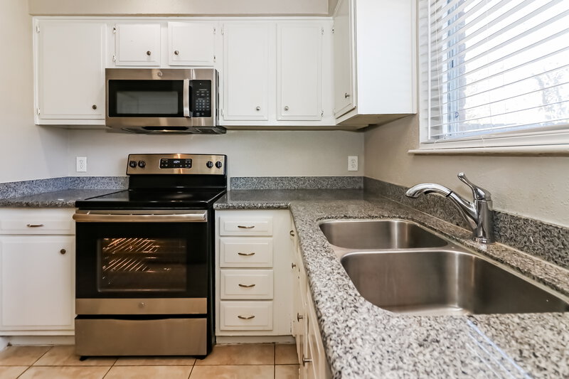 1,770/Mo, 15834 Baybriar Drive Missouri City, TX 77489 Kitchen View 2