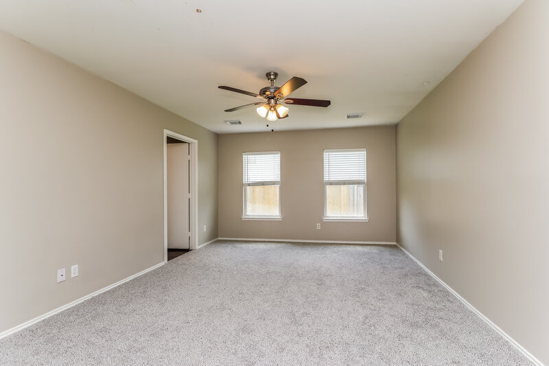 1,940/Mo, 12134 Carriage Oak Humble, TX 77346 Main Bedroom View