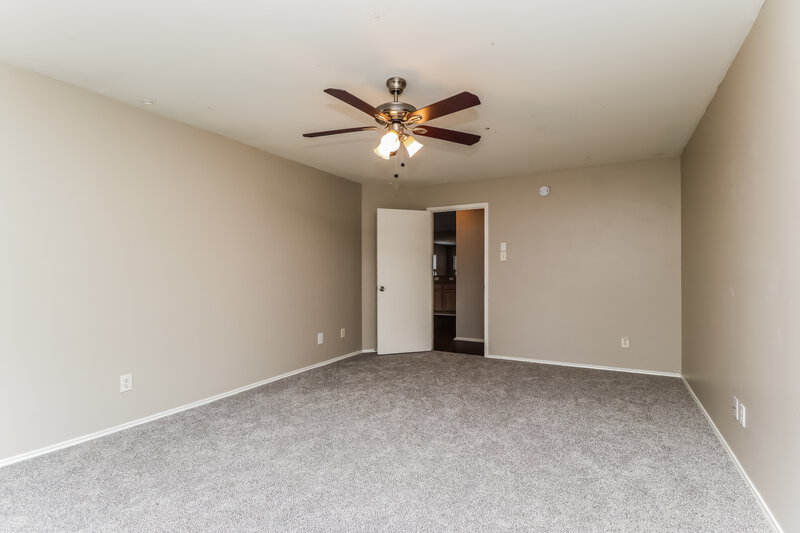 1,940/Mo, 12134 Carriage Oak Humble, TX 77346 Main Bedroom View 2