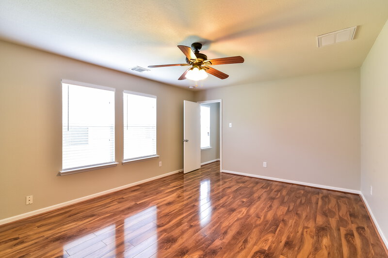 3,390/Mo, 11315 Sugar Bowl Drive Tomball, TX 77375 Living Room View 2