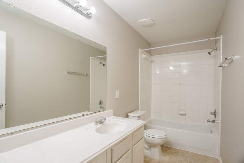 1,720/Mo, 20726 Desert Shadows Lane Cypress, TX 77433 Bathroom View