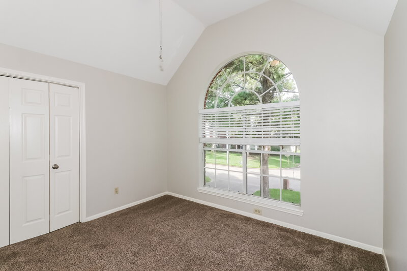 2,130/Mo, 3119 Creek Manor Dr. Kingwood, TX 77339 Bedroom View