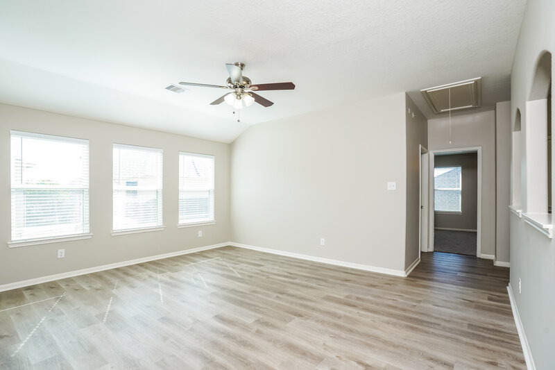 2,195/Mo, 4258 Wells Mark Drive Humble, TX 77346 Loft View