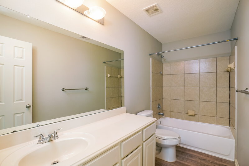 2,195/Mo, 4258 Wells Mark Drive Humble, TX 77346 Bathroom View