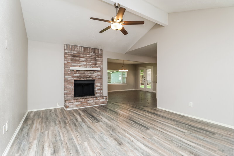 1,915/Mo, 4503 Tylergate Drive Spring, TX 77373 Living Room View