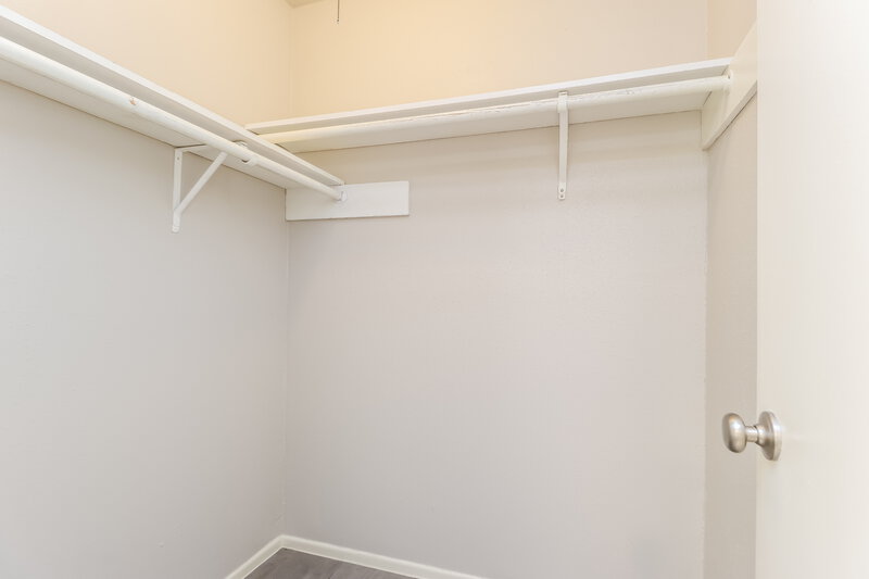 1,915/Mo, 4503 Tylergate Drive Spring, TX 77373 Walk In Closet View